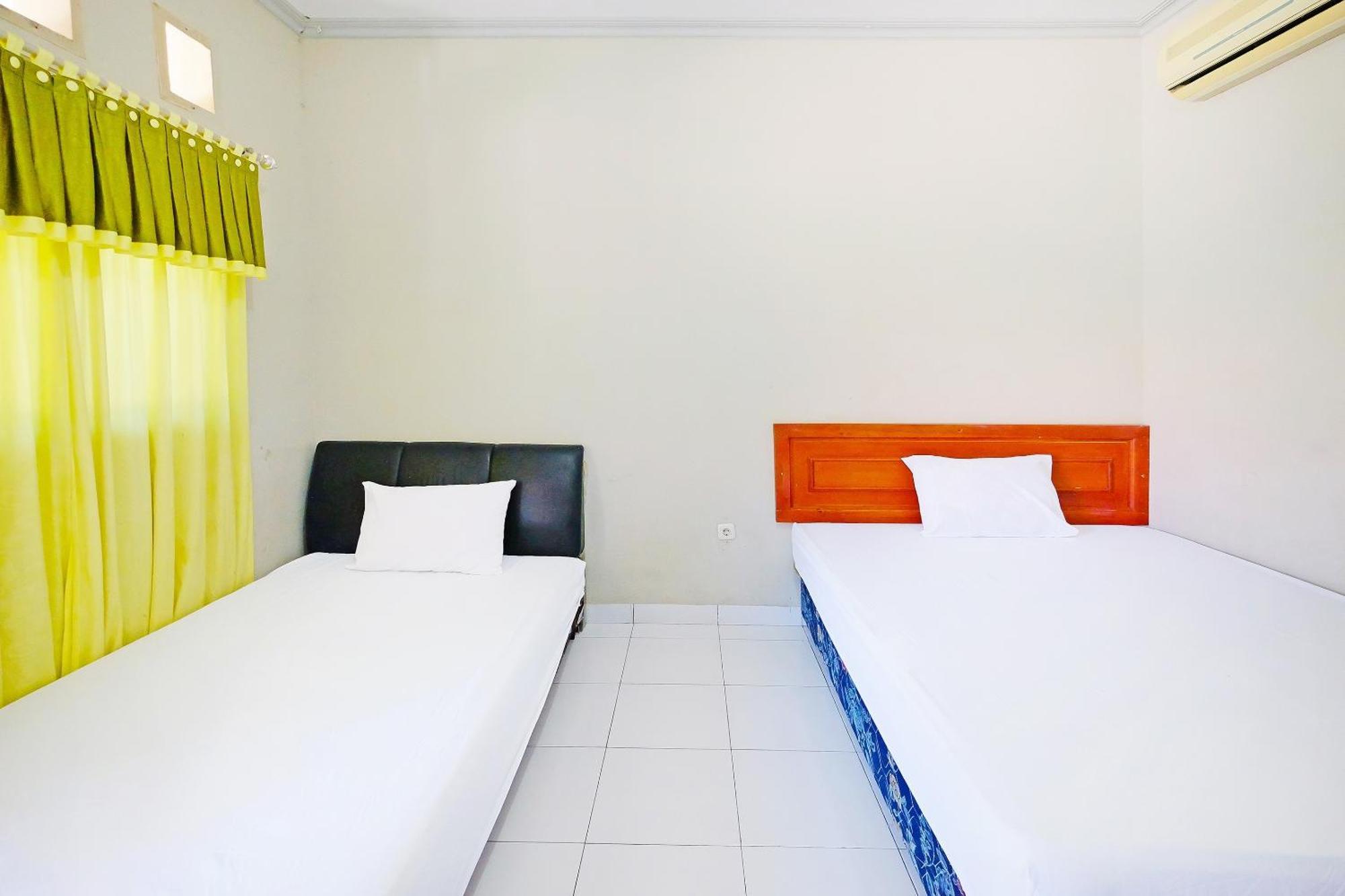 Collection O 91046 Hotel Remaja Indah Masamba エクステリア 写真